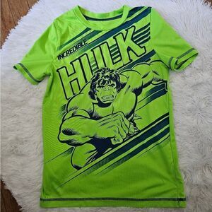 Boy's Incredible Hulk Performance Short Sleeve Shirt Size 10